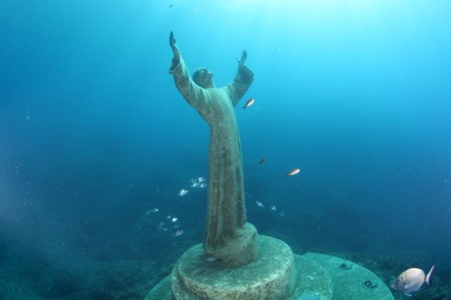 Уникальные подводные достопримечательности Земли